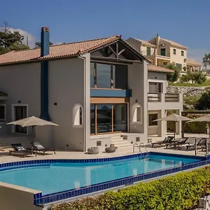 Luxury Karmaniolos Kefalonia Villa