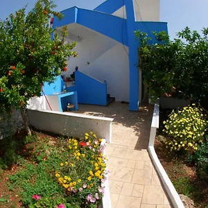  Apartment Vila Ronaldo Albania